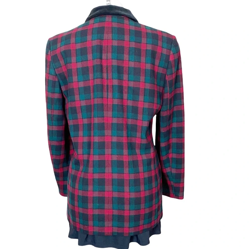 Vintage Red Green Wool Plaid Pendleton Blazer With Velvet Collar - Picture 4 of 13